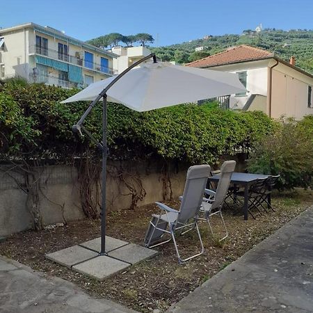 Tigullio Vacations - Flavia Beach Apartment Lavagna Dış mekan fotoğraf